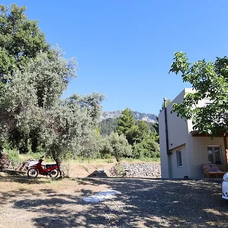 Holiday home Kritharistra
